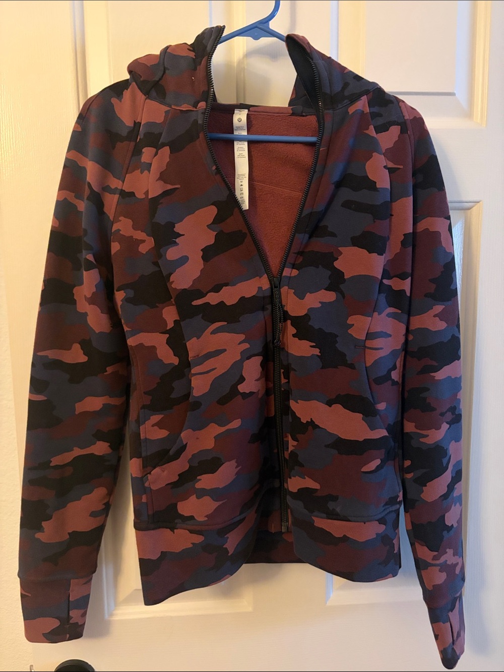 lululemon athletica Women's Hoodie Jacket - Burgundy, Black, Navy Camo